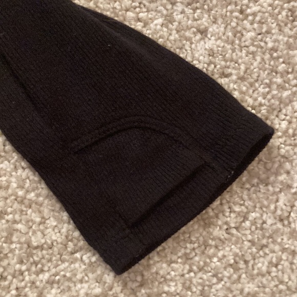 Athleta Girl flowy black athletic top long sleeve size girls L/12 great quality - Picture 3 of 4